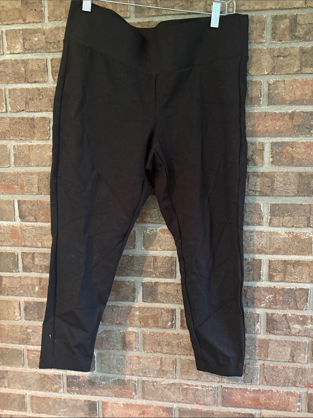 torrid Black Sparkly Stretch Capri Leggings